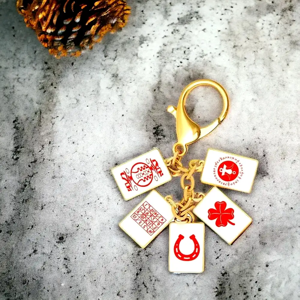 Breloc Winning Cards