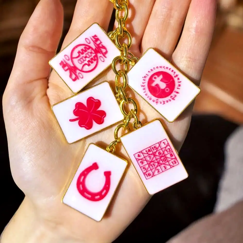 Breloc Winning Cards