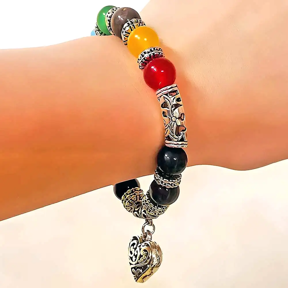 Brățară pietre de vindecare 7 chakre și inimă gravată