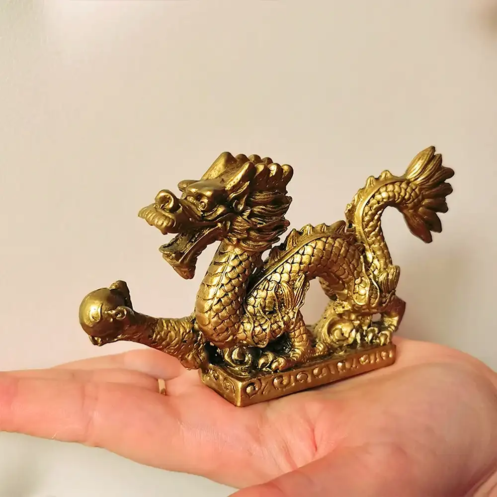 Dragon norocos feng shui cu perla nemuririi pentru bogatie