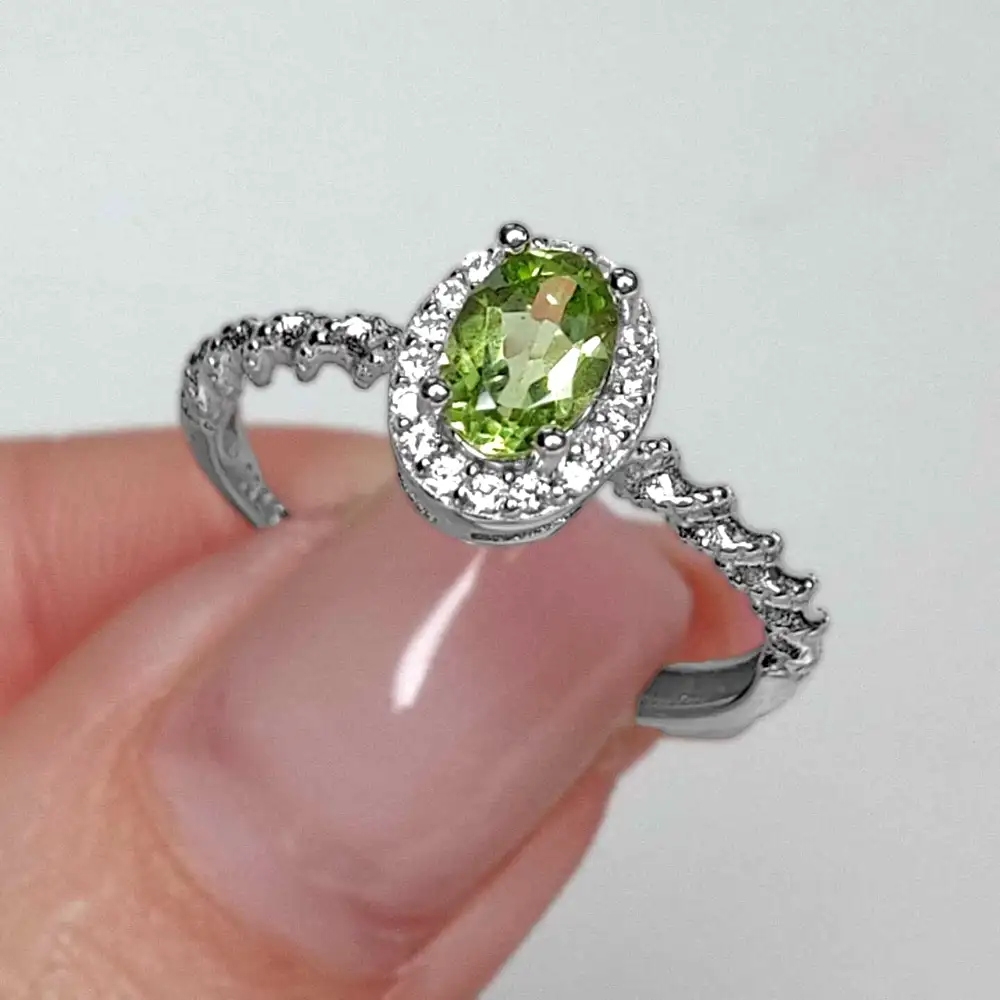 Inel piatra Peridot