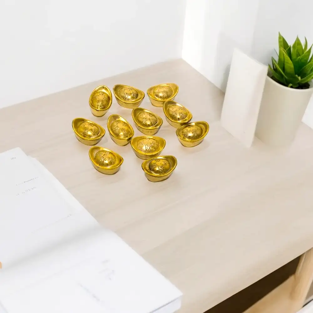 Pepita aurie din plastic