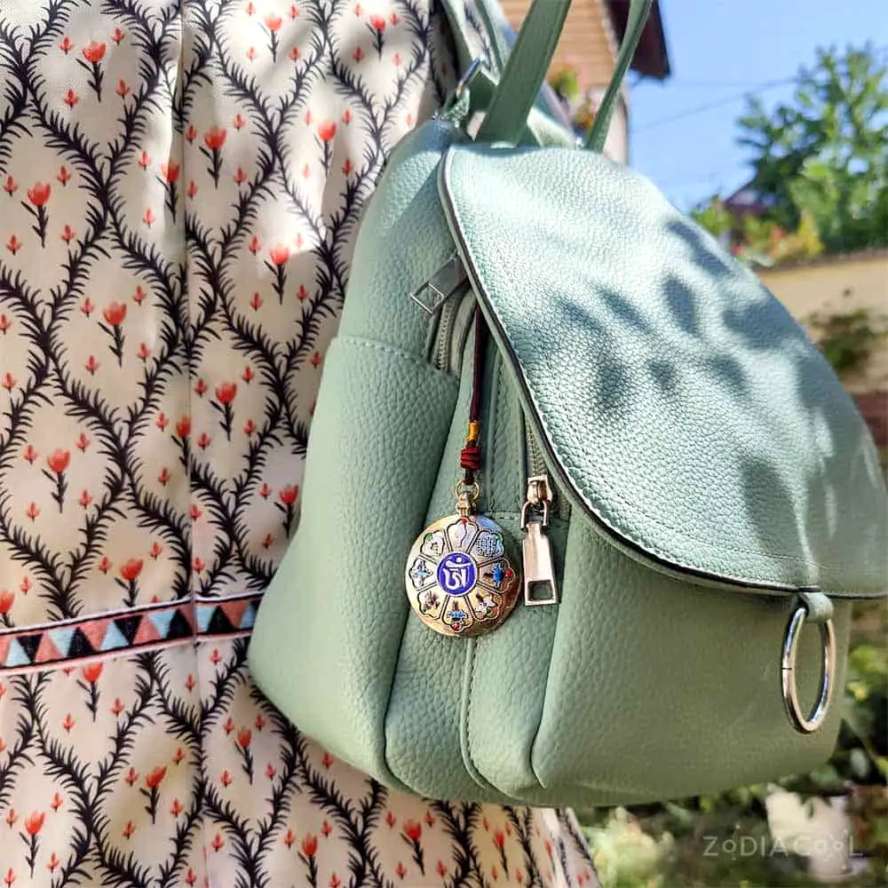 Amuleta tibetană 8 simboluri norocoase pentru multiplicarea norocului