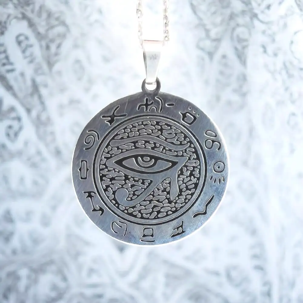 Ochiul lui Horus colier