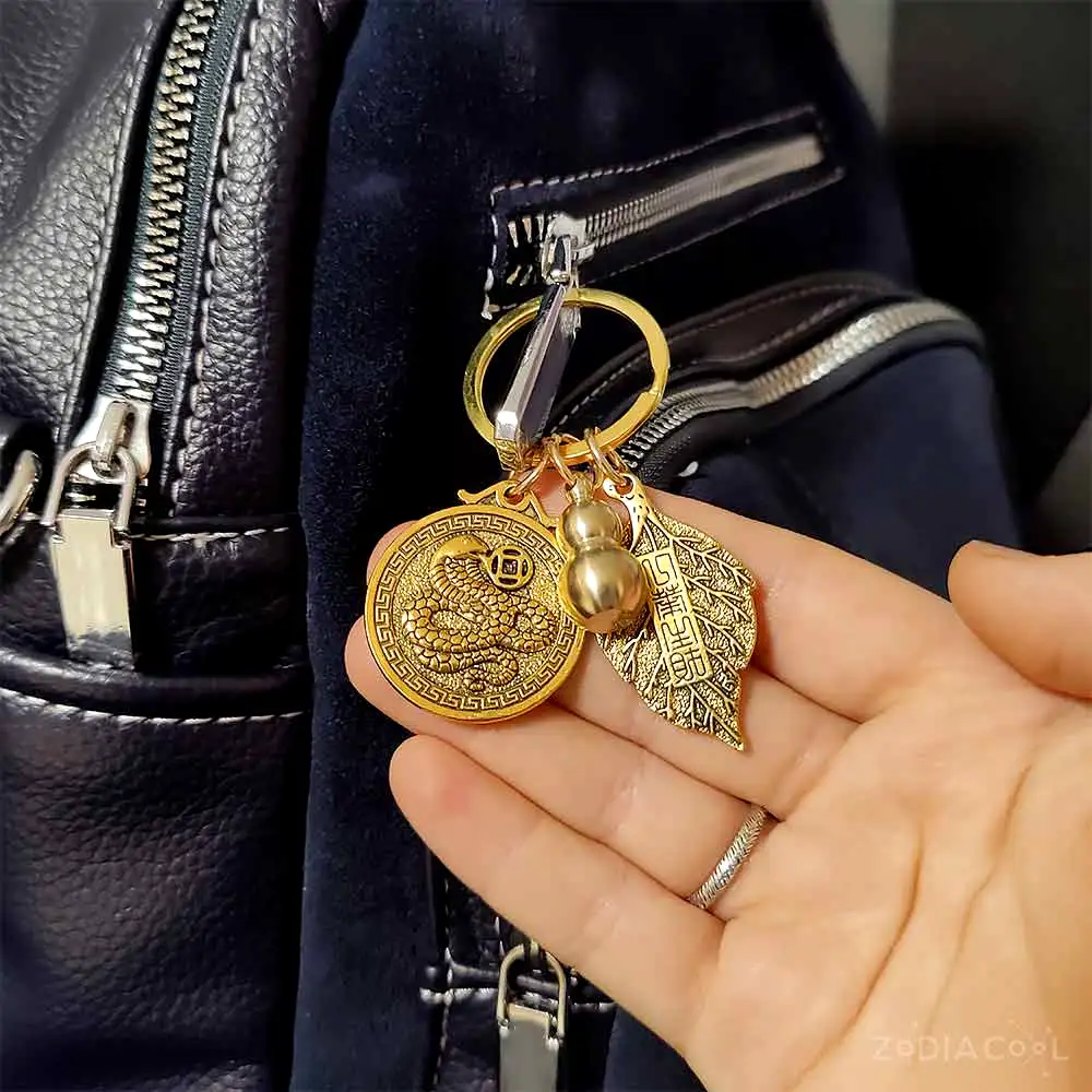 Breloc zodia Șarpe cu WuLou