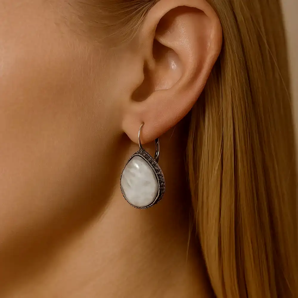 Cercei quart alb roziu