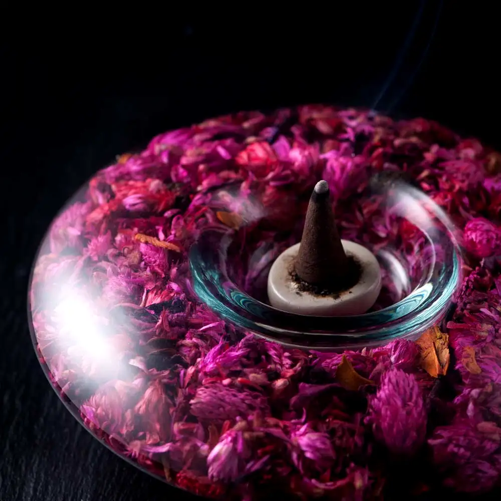 Conuri parfumate Lotus