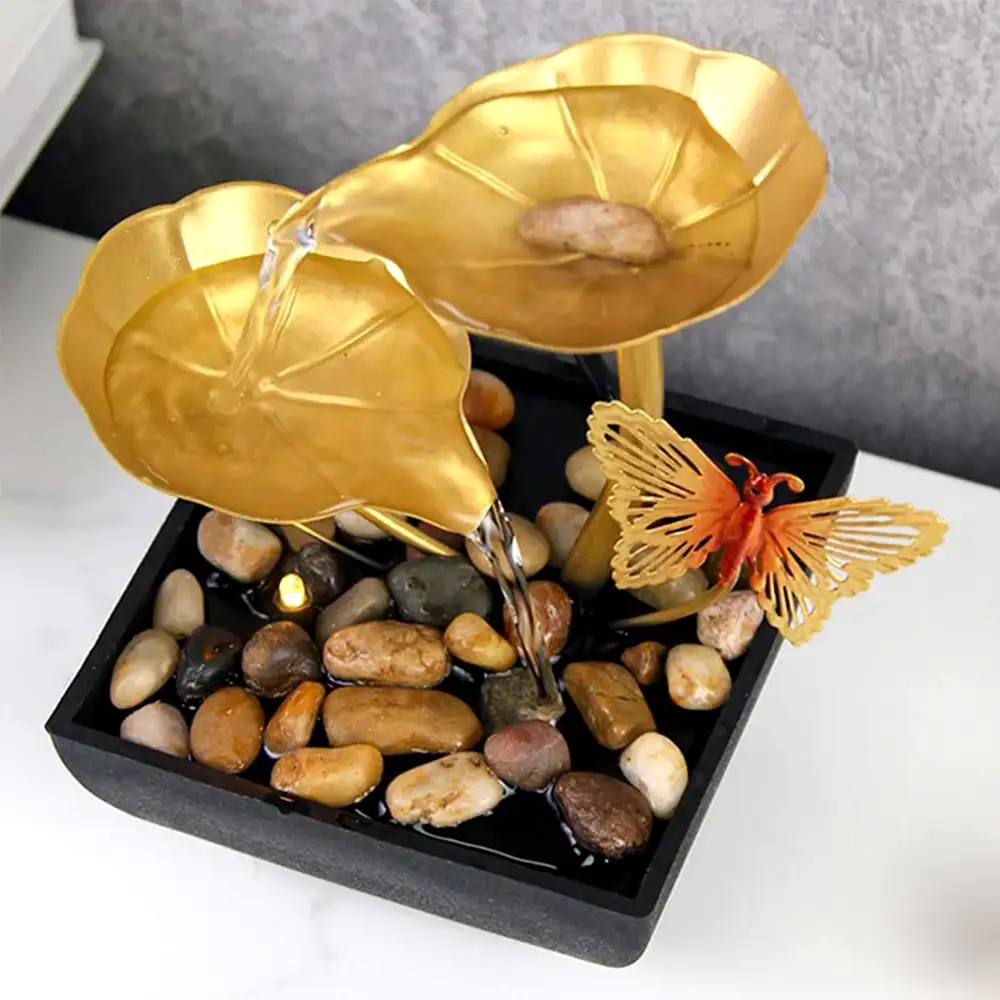Fântână fluture și lotus