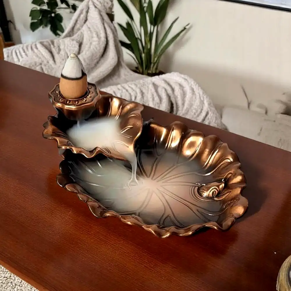 Fantana backflow frunze de Lotus