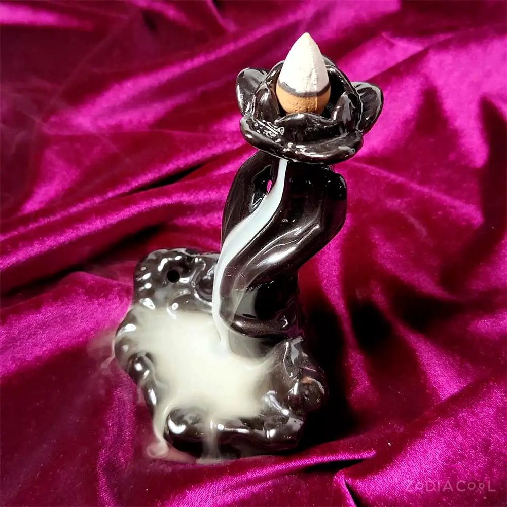 Fântână Lotus în Mână