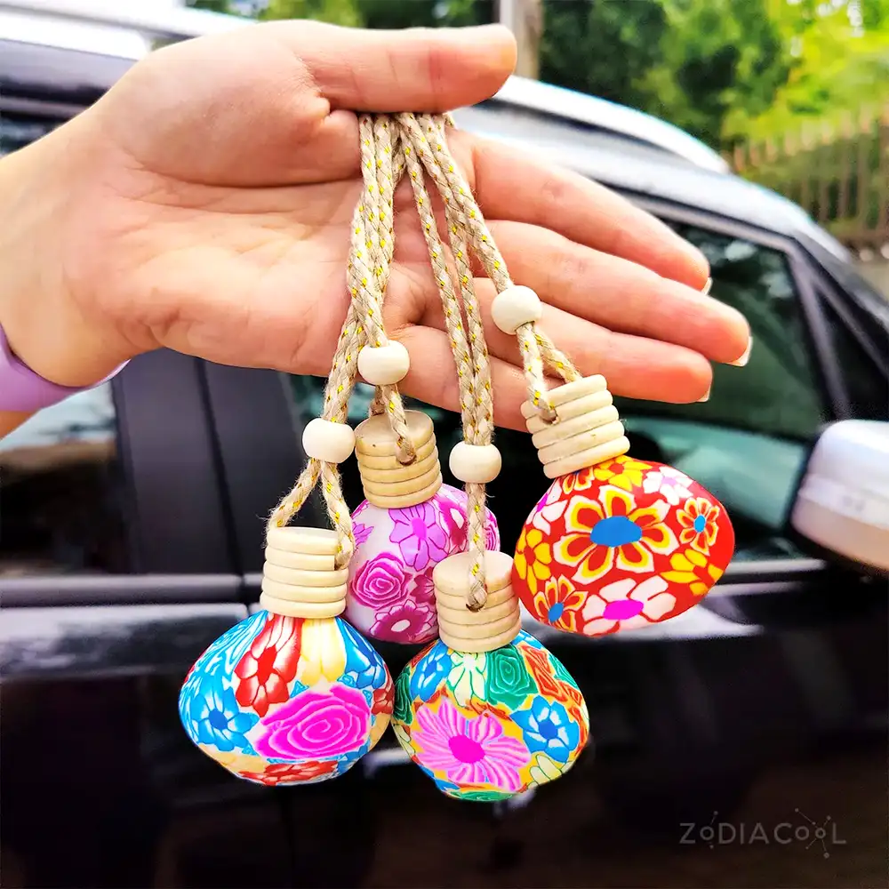 Stticluta pentru parfum dulap sau auto