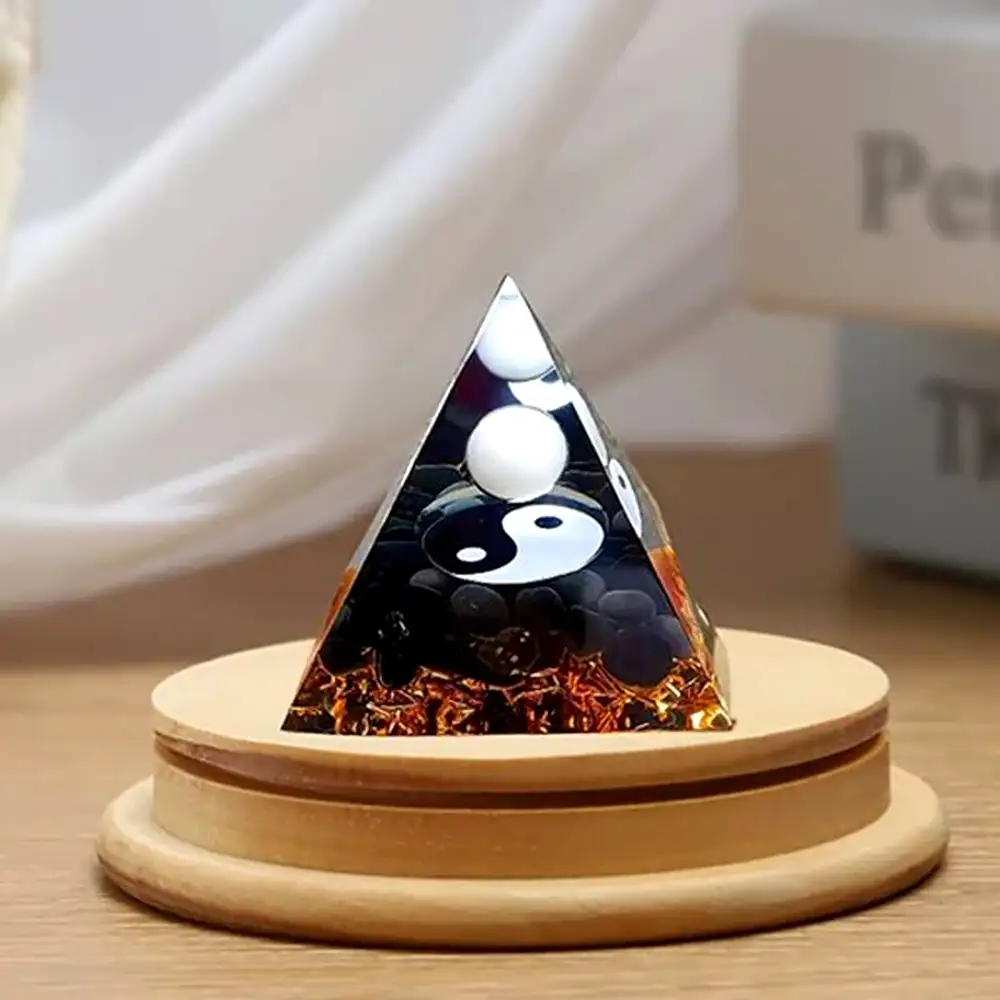 Piramida orgonică Yin Yang