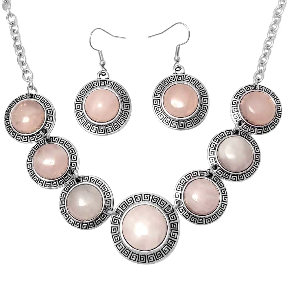 Set colier și cercei Cuarț roz, piatra iubirii, cristal natural roz în formă rotundă montat în motive grecești și tortiță argintie, 50 cm