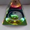 Piramida din cristal cu simbolul Yin Yang,
