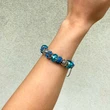 Brățară zodia Gemeni tip Pandora, suflată cu argint cu strasuri montate în charmuri, bleu 19 cm
