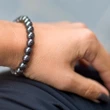 Set bratara Hematit cu felicitare personalizata, piatra protectie 6 mm, femei barbati elastica negru
