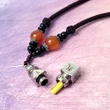 Talisman norocos pagoda, colier cu bijuterie feng shui protectie ghinion, argintiu si snur negru