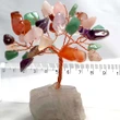Copacei decorativi mix de cristale, protectie si antistres, copacel Feng Shui pe suport pietre semipretioase, 9 cm multicolor