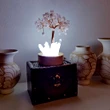 Copacel Cuart Roz cu lumina, pietre semipretioase pentru noroc in dragoste, obeliscuri cristal pe soclu lemn si cablu usb