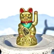 Pisica Feng Shui, Maneki Neko simbol de noroc la bani si protectie, auriu sau alb