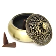 Suport conuri parfumate model floare de crin, set vas arzator pentru tamaie si spirale, metal bronz premium
