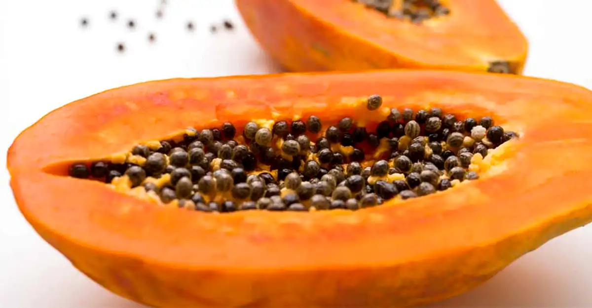 Papaya - „fructul îngerilor”- un real ajutor în lupta împotriva bolilor