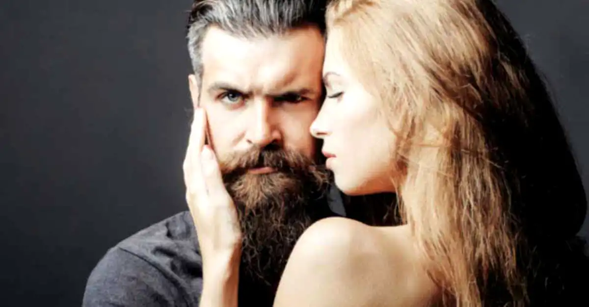 CAPRICORN: O relație reușită se cunoaște după compatibilitatea în dragoste  
