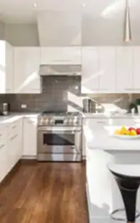 Amenajarea locului de luat masa în bucătăriile mici