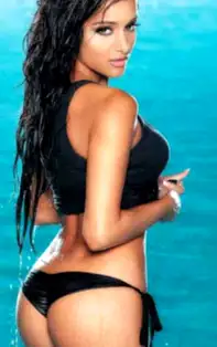 Incredibil! Singura zodie de care bărbații se îndrăgostesc nebunește