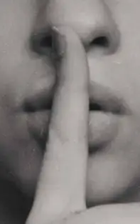 În pat cu zodiile! Știi cu cine poți avea cele mai bune partide de amor?