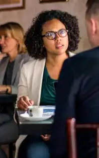 Cele mai mari 3 greșeli de comunicare la prima întâlnire