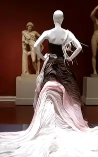 Cu ce sa te imbraci in luna Decembrie 2019, pentru a evita dezamagirile