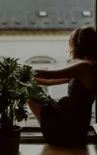 Cum să-ți găsești fericirea adevărată, renunțând la ceea ce te ține în loc