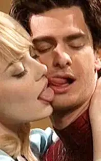 Arta sărutului. Greșeli pe care le pot face femeile când își sărută iubitul