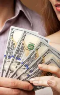 Horoscop luna Februarie Capricorn: împliniri pe partea financiară și afectivă