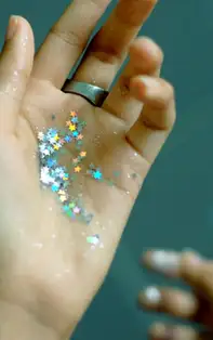 Ai Inelul lui Saturn în palmă? Iată de ce unele persoane se căsătoresc greu și au dorința de singurătate