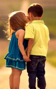 Test de dragoste cu MĂRUL. Cu ce literă va începe numele iubitului potrivit