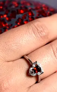 Ce pietre semiprețioase se potrivesc zodiei Scorpion? Top 3 recomandări