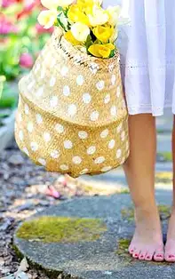 Papadia si pelinul- legendele plantelor medicinale ce apar primavara