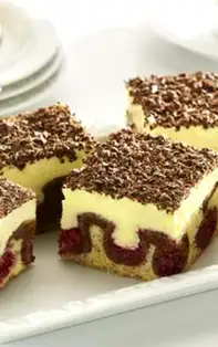 Un desert ideal pentru mesele în familie – prăjitura Valurile Dunării