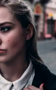 Cum să recunoști un „prieten” mincinos – 3 semne că este toxic pentru tine