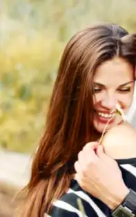 Te-ai săturat să fii singur? Află 5 secrete pentru a te putea implica într-o relație