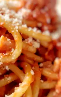 O rețetă simplă pentru o după-amiază armonioasă - paste Amatriciana