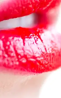 Descopera care sunt cele mai necunoscute superstitii legate de forma buzelor