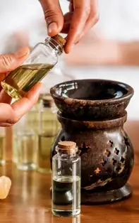 5 Uleiuri pentru aromaterapie cu efect calmant