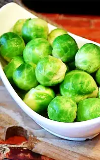 Previne bolile sau defectele din naștere cu ajutorul verzei de Bruxelles