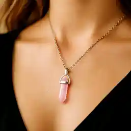 Pandantiv Cuarț Trandafiriu