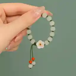 Brățară din Jad Natural de calitate cu Floare de Piersic