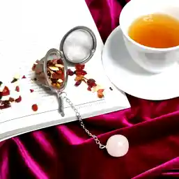 Infuzor ceai cu piatra cuarț roz