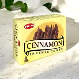 Conuri parfumate Scortisoara